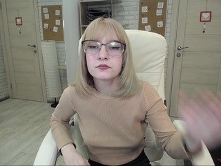 Clover Norris naked on cam. Free Live Sex Chat Room