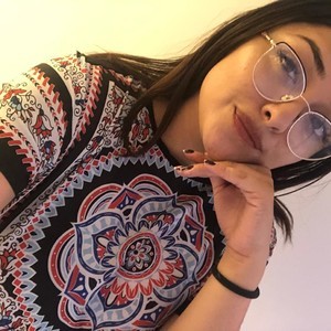 Cristaalrose naked before webcam in live video chat