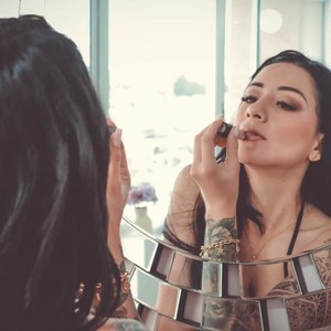 cristal_smith naked before webcam in live video chat