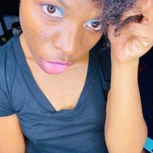 Daisy_Hills naked before webcam in live video chat
