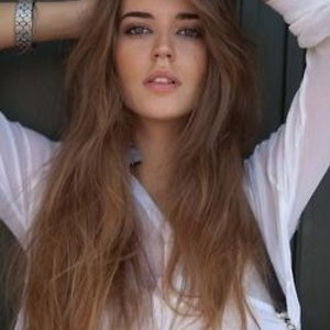 Debra_Harmon naked before webcam in live video chat