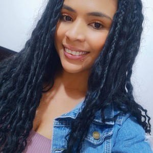 Ebony_69 naked before webcam in live video chat