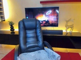 ?, famousebarby ? naked on cam. Free Live Sex Chat Room