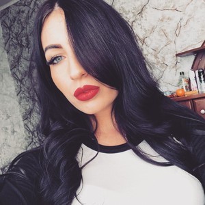 GirlPleasure naked before webcam in live video chat