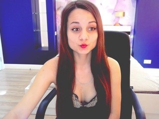 gwenwood naked on cam. Free Live Sex Chat Room