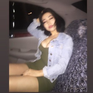 Haisury naked before webcam in live video chat