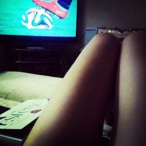 HollyevaX naked before webcam in live video chat