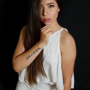 IsabellaLobos naked before webcam in live video chat
