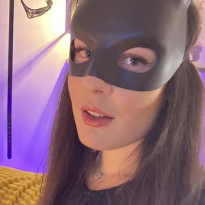 ITakeUrBreath naked before webcam in live video chat