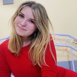 JaneOruell naked before webcam in live video chat