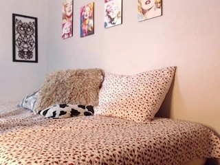 keilyn-adans naked on cam. Free Live Sex Chat Room