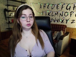 leahbarton naked on cam. Free Live Sex Chat Room