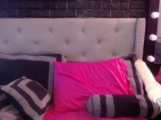 lexywetrain naked on cam. Free Live Sex Chat Room