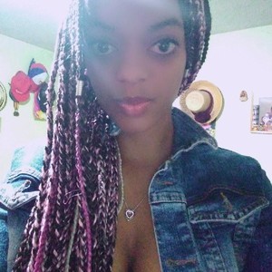 Lunaoscura naked before webcam in live video chat