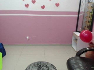 madiison-w naked on cam. Free Live Sex Chat Room