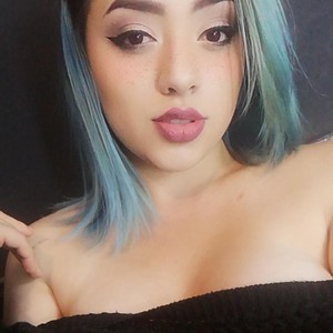 MaiiAngel naked before webcam in live video chat