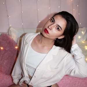 MarthaCaroll naked before webcam in live video chat