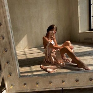 MichellMur naked before webcam in live video chat