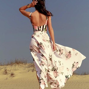 Miisskatiee naked before webcam in live video chat