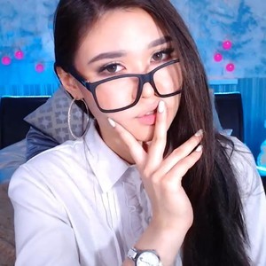 MiyaKon naked before webcam in live video chat