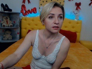mollymat naked on cam. Free Live Sex Chat Room
