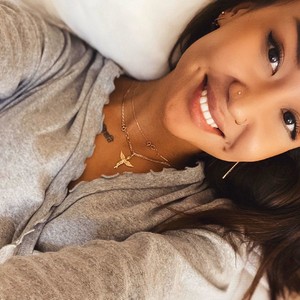Moon_pie42 naked before webcam in live video chat