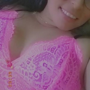 Naila_1 naked before webcam in live video chat