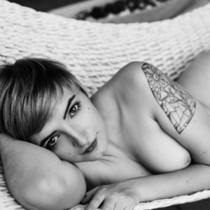 NelParker naked before webcam in live video chat