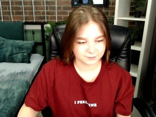 oliviaberry naked on cam. Free Live Sex Chat Room