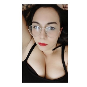 RACHELSEX_ naked before webcam in live video chat