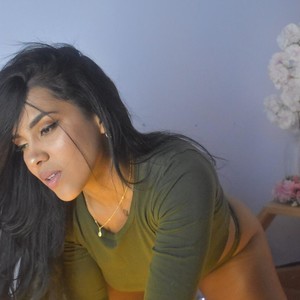 Rita_vega naked before webcam in live video chat
