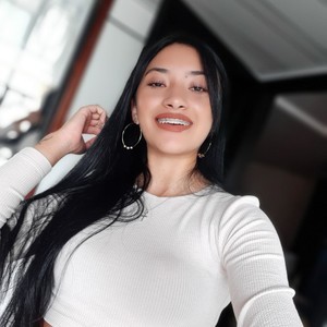 Rmilydark21 naked before webcam in live video chat