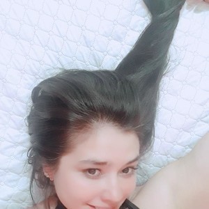 Salomesweet69 naked before webcam in live video chat
