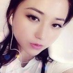 Saorisweet naked before webcam in live video chat