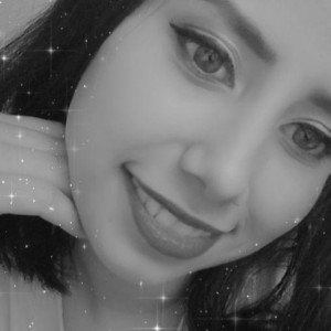 Sarai_Prada naked before webcam in live video chat