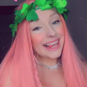 Scarcooperr naked before webcam in live video chat