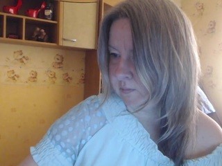 SecretDoll naked on cam. Free Live Sex Chat Room