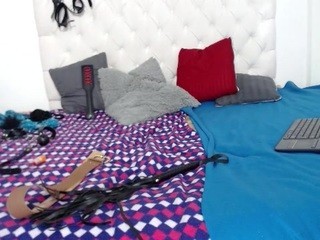 sexy-girls-dp naked on cam. Free Live Sex Chat Room