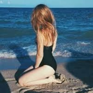 SS_Ani naked before webcam in live video chat
