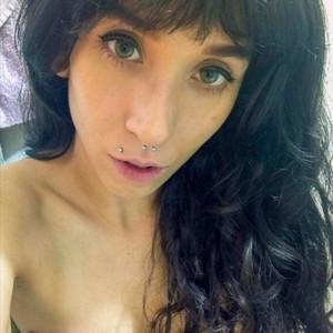 SuicideGreen naked before webcam in live video chat
