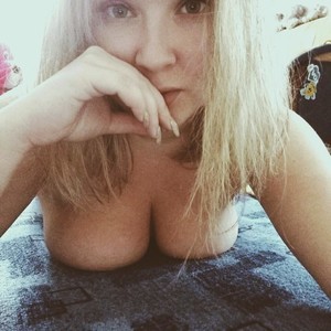 Susan_Terry naked before webcam in live video chat