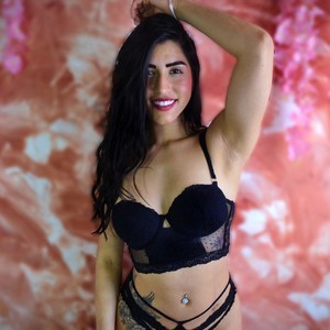 Sweety_sharai naked before webcam in live video chat