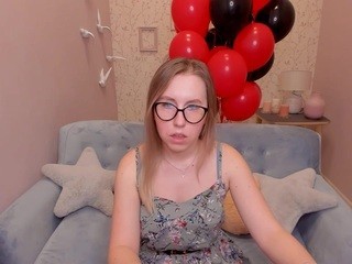 Valery, ? naked on cam. Free Live Sex Chat Room