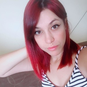 Violetta_room naked before webcam in live video chat