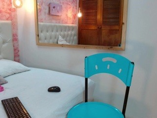sophielove-18 naked on cam. Free Live Sex Chat Room