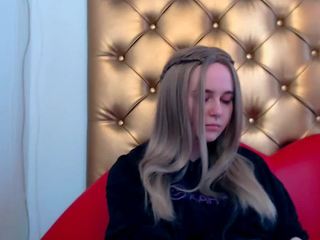 CandiesHappy naked on cam. Free Live Sex Chat Room