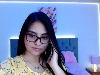 alexa-25x naked on cam. Free Live Sex Chat Room