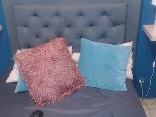 Alexia, ? naked on cam. Free Live Sex Chat Room