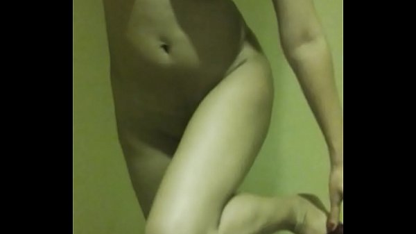 Big boobs desposlut dancing showing ass