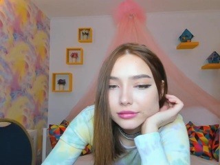 Elli-Kirk naked on cam. Free Live Sex Chat Room